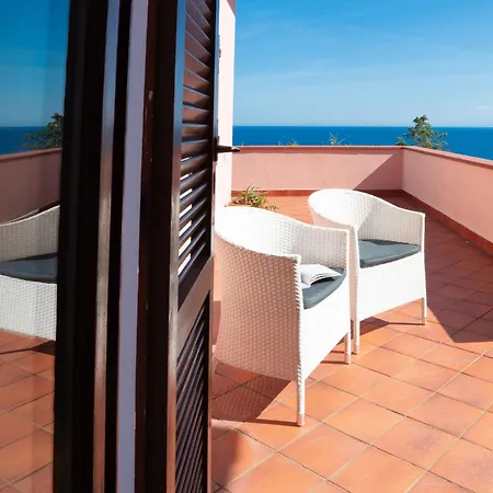 Trilocale Maestrale 別荘 *