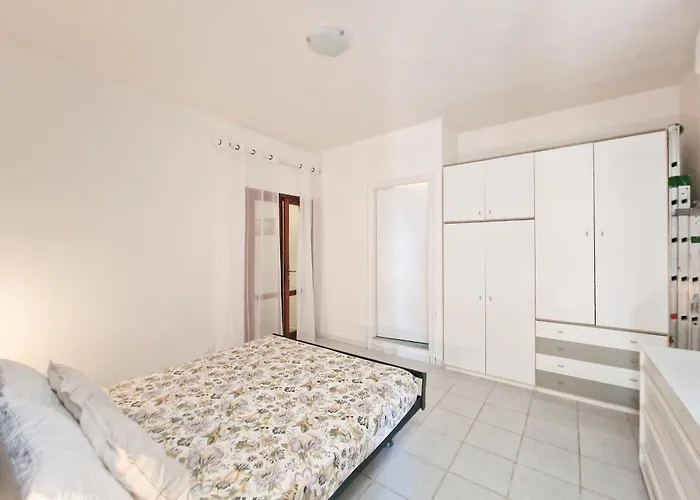 Vakantiehuis Trilocale Maestrale